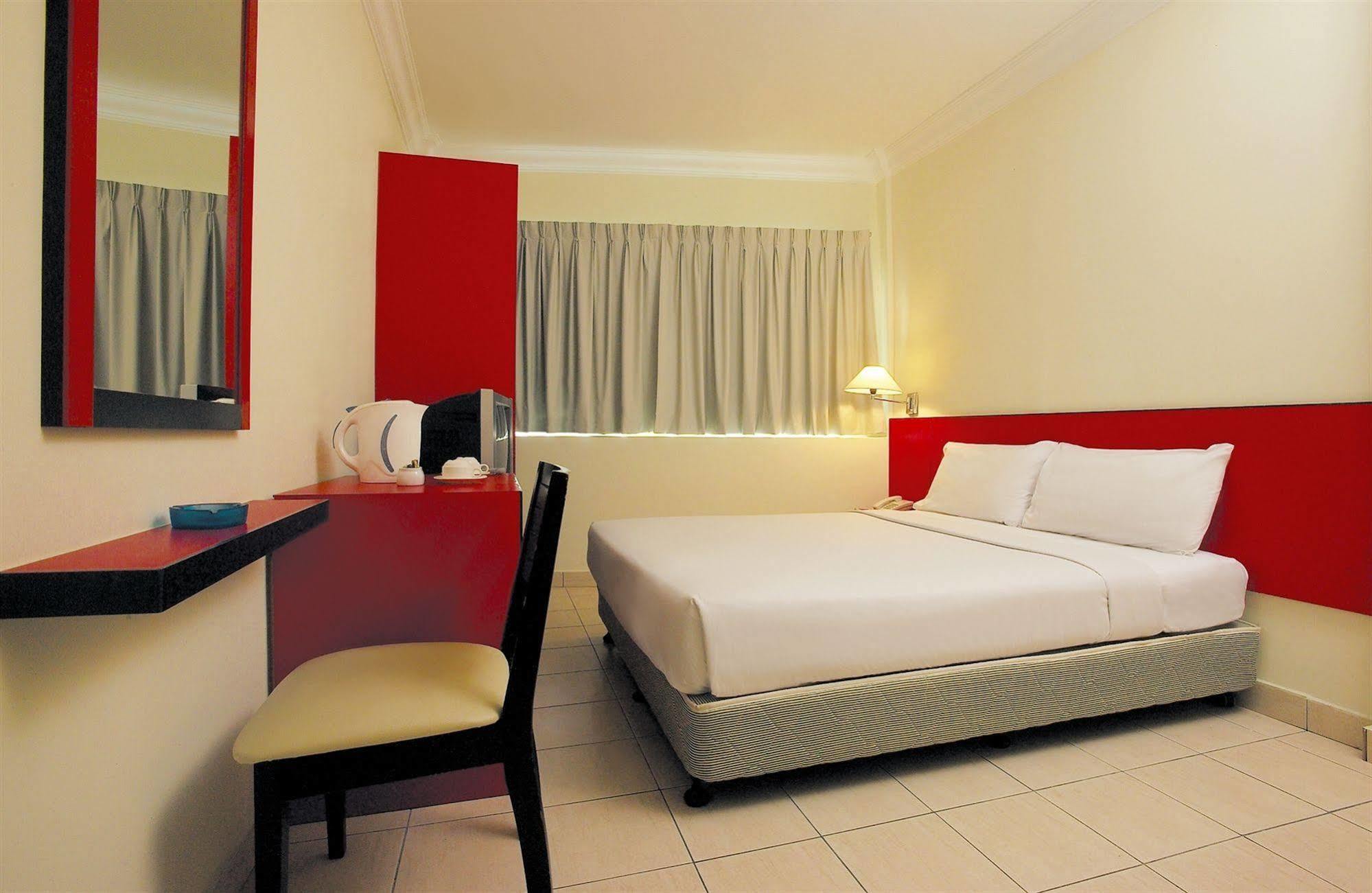 Replica Inn Bukit Bintang Куала Лумпур Екстериор снимка